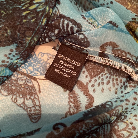 Womens shear shoulder sleeveless blouse - Picture 4 of 6